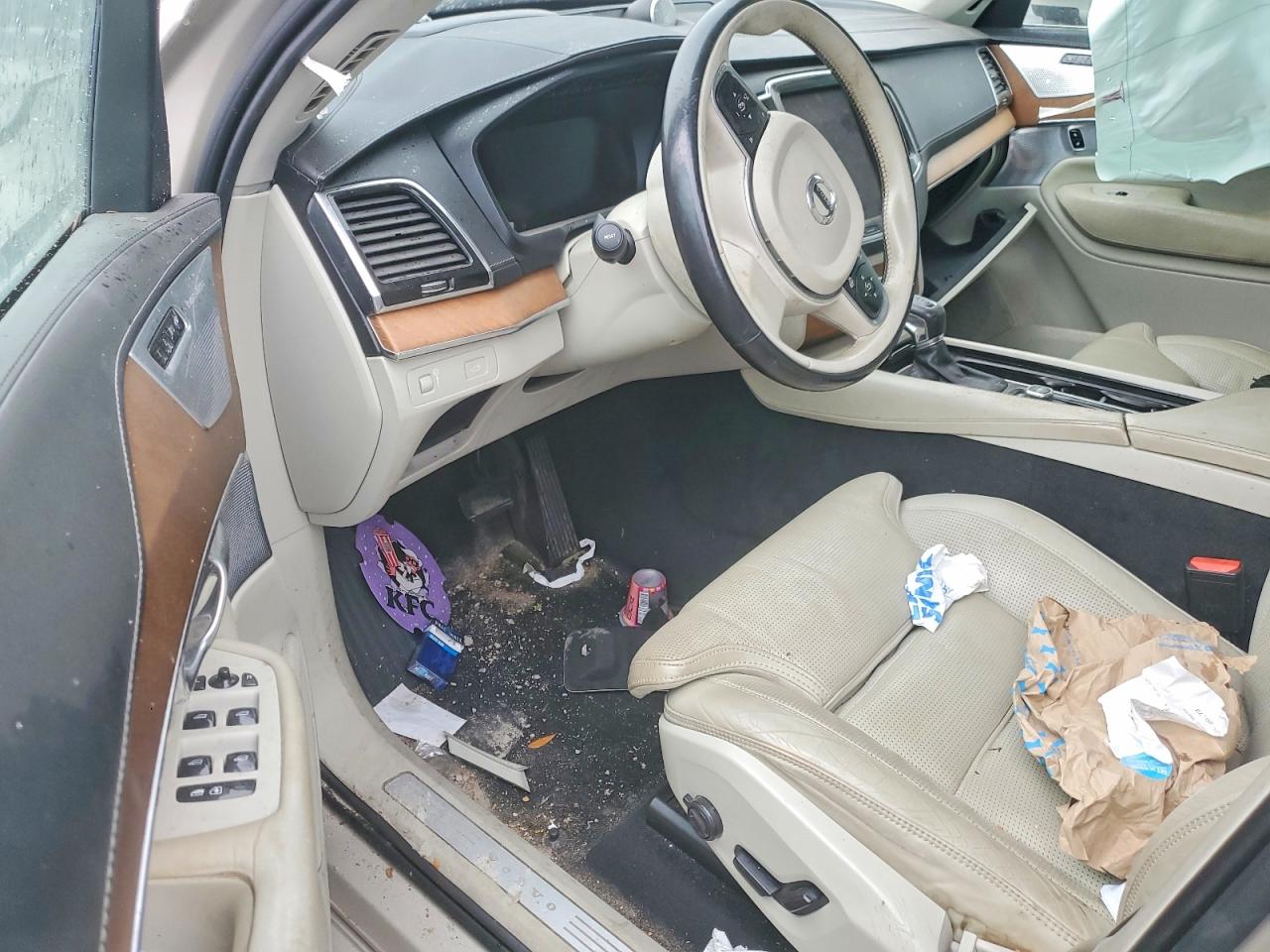 2017 Volvo Xc90 VIN YV4A22PL1H1139373 photo 8