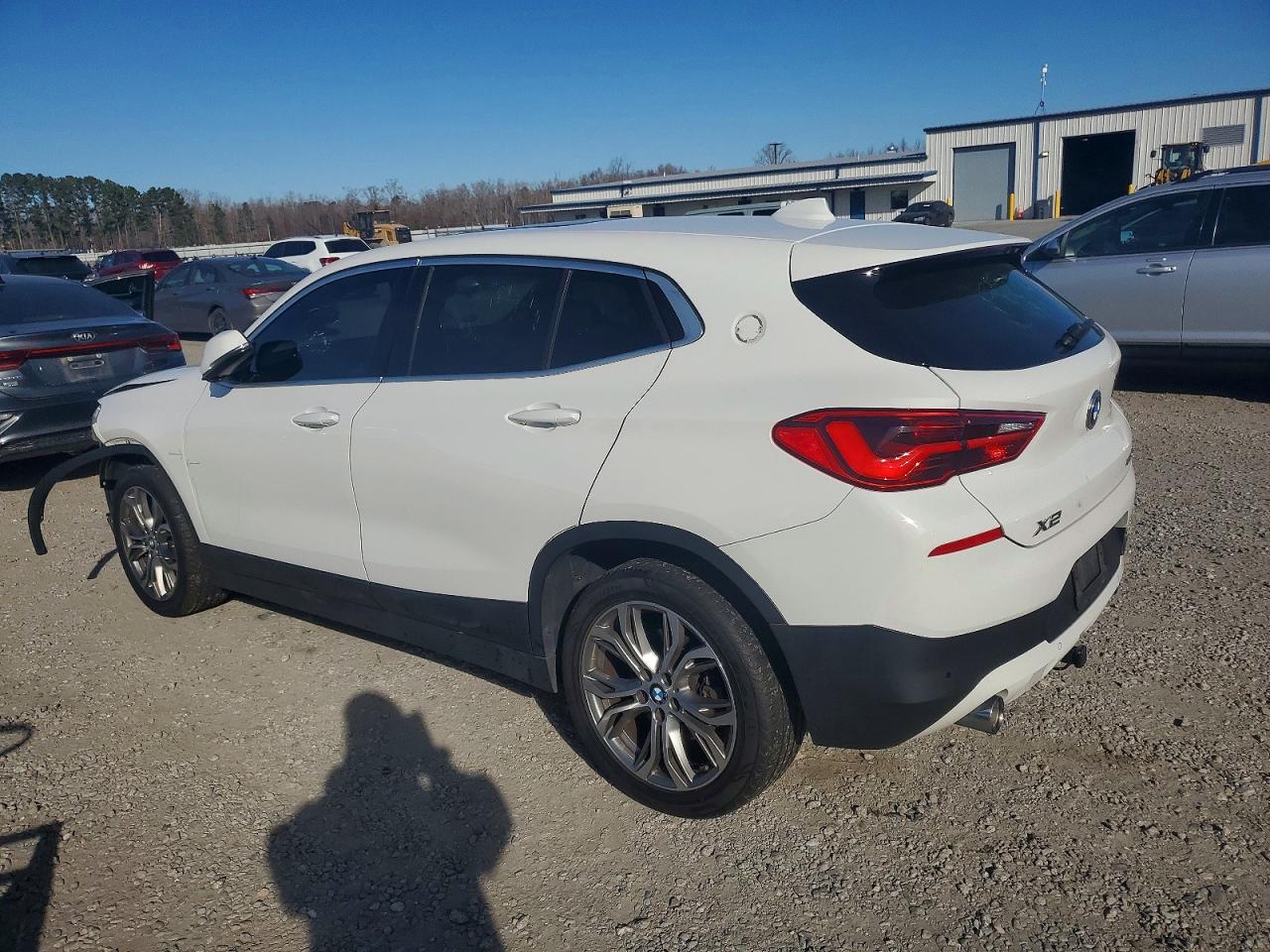 2020 BMW X2 VIN WBXYJ1C00L5R25888 photo 2