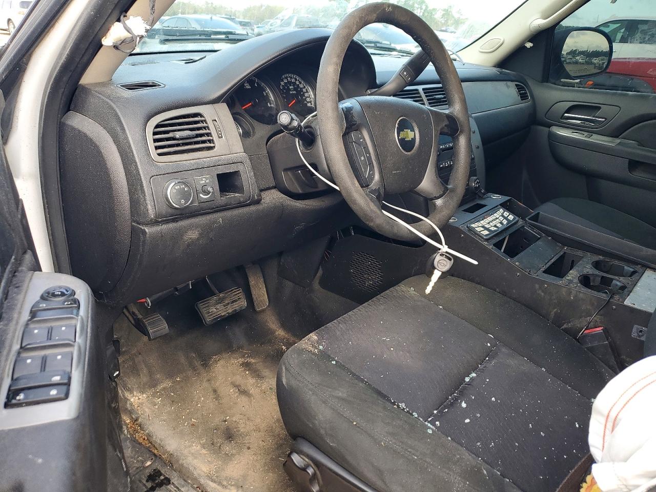 2012 Chevrolet Tahoe VIN 1GNLC2E04CR317327 photo 8