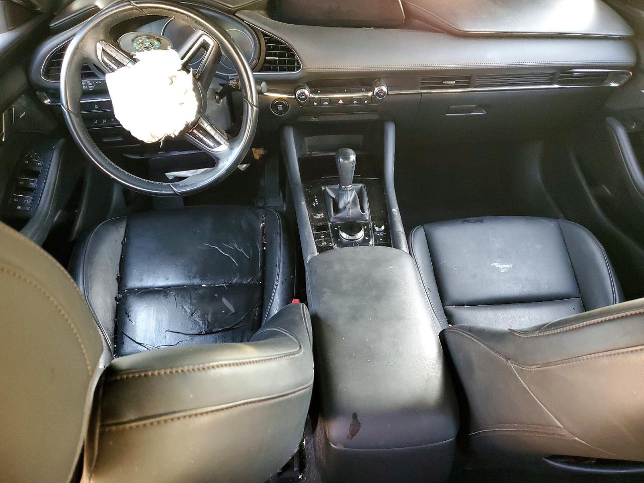2019 Mazda 3 VIN JM1BPAMM3K1118600 photo 8