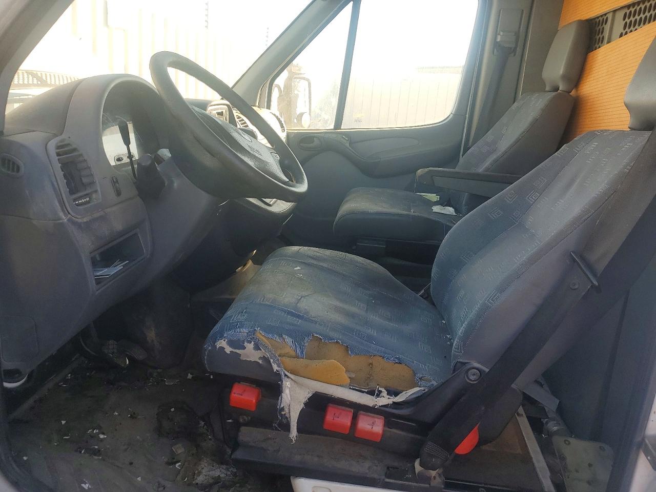2006 Mercedes-Benz Sprinter VIN WD0PD644965903026 photo 7