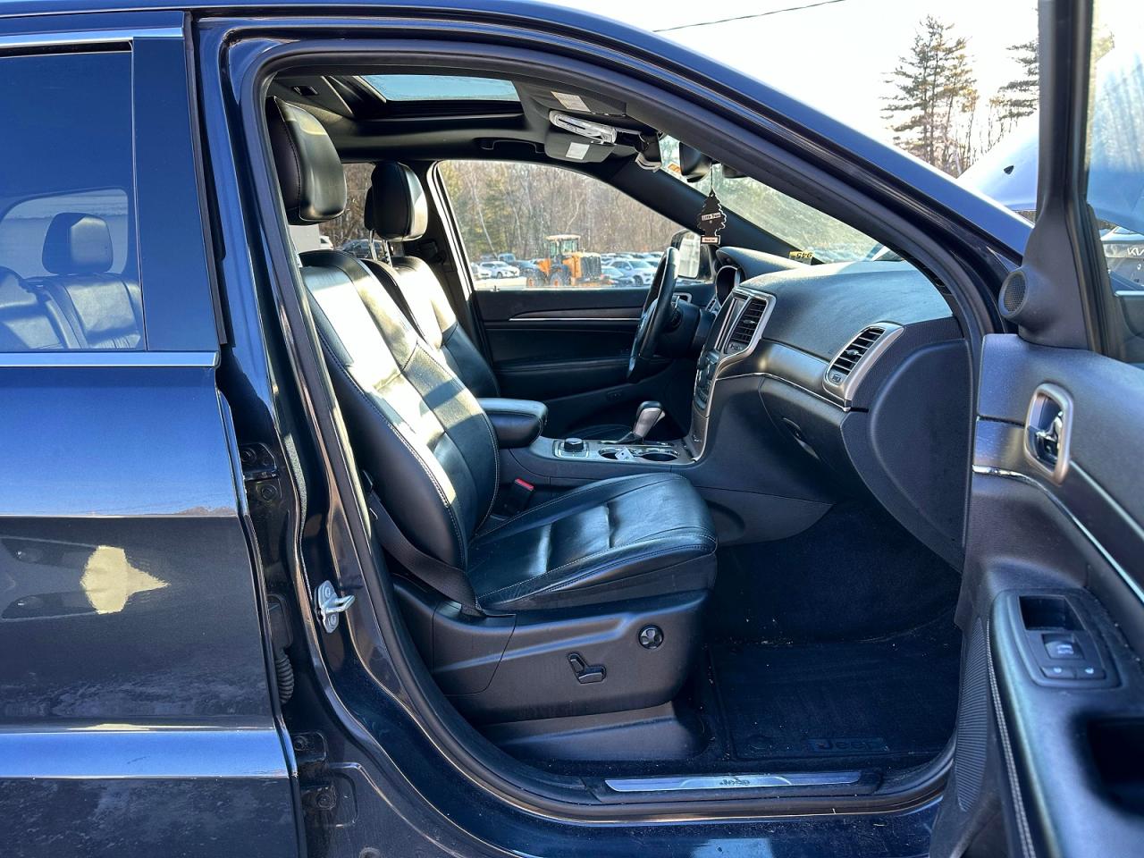 2016 Jeep Grand cher VIN 1C4RJFBG3GC327406 photo 5