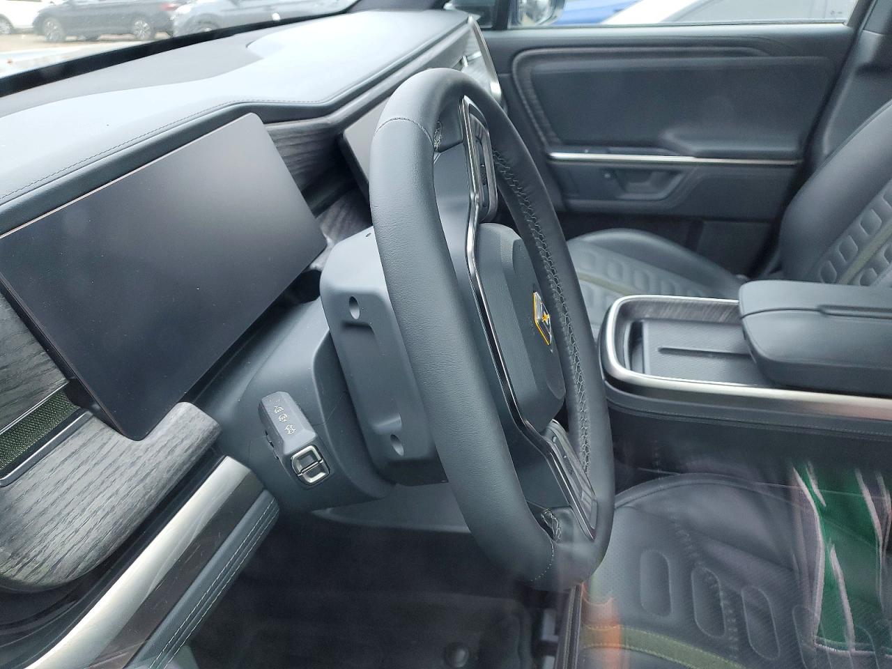 2025 Rivian Ris VIN 7PDSGBBA4SN073036 photo 8