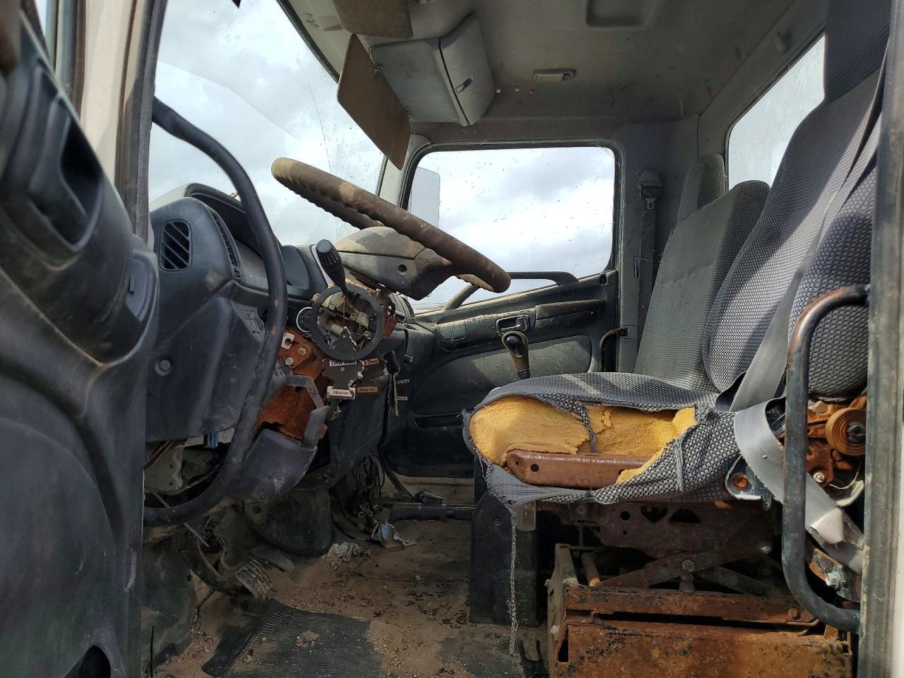 2010 HINO All models VIN 5PVNE8JT2A4S53233 photo 5