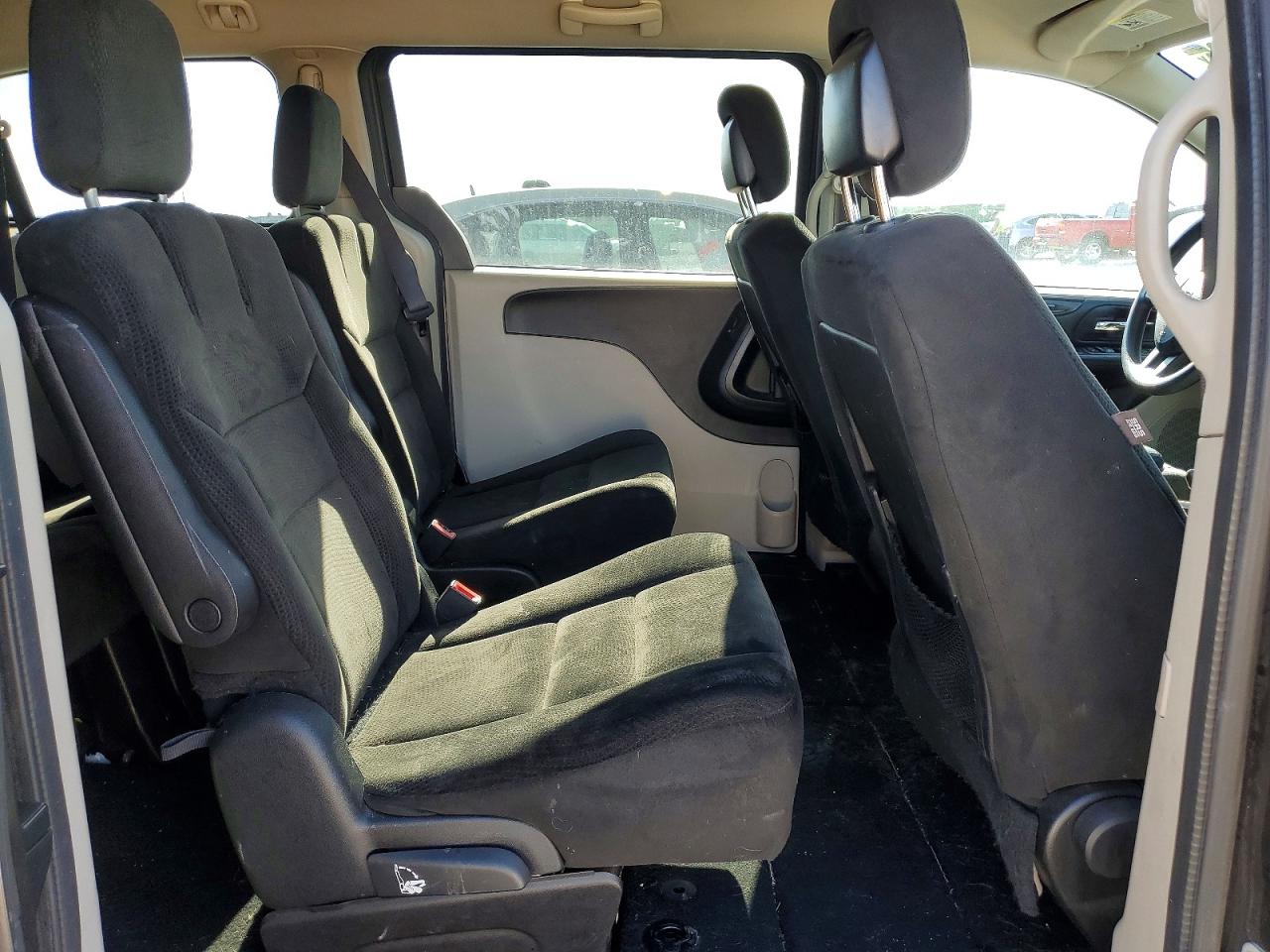2016 Dodge Caravan VIN 2C4RDGCGXGR180259 photo 11