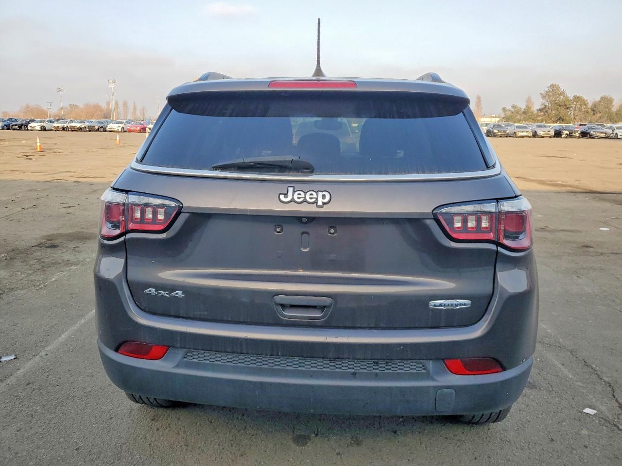 2020 Jeep Compass VIN 3C4NJDBB4LT131982 photo 6