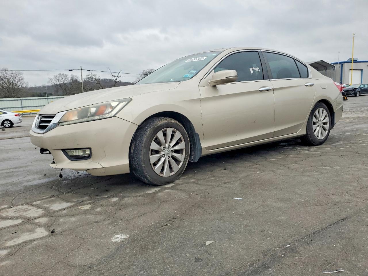 2013 Honda Accord VIN 1HGCR2F81DA221829 photo 1
