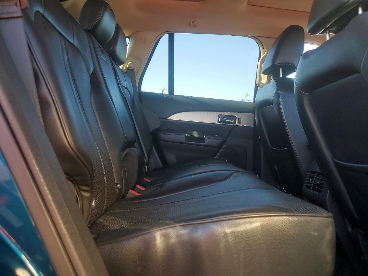 2011 Lincoln Mkx VIN 2LMDJ6JK5BBJ10612 photo 10
