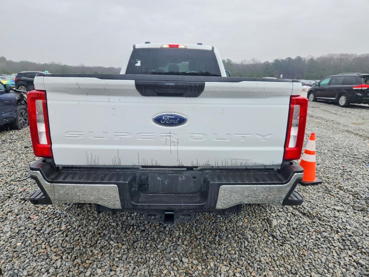 2024 Ford F350 VIN 1FT8W3DTXRED20207 photo 6