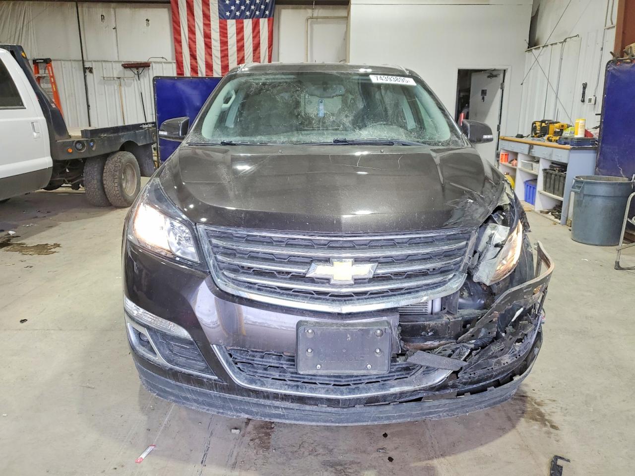 2017 Chev Traverse VIN 1GNKVHKD9HJ213146 photo 5