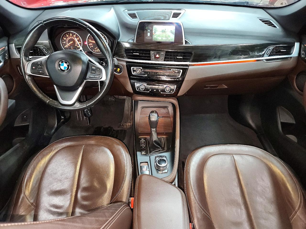2018 BMW X1 VIN WBXHT3C31J5F92200 photo 8