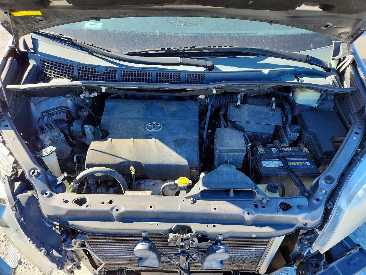 2015 Toyota All models VIN 5TDYK3DC3FS616607 photo 12