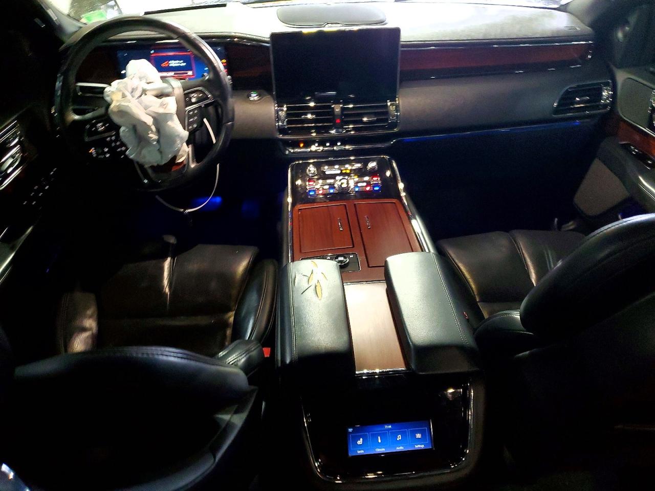 2023 Lincoln Navigator VIN 5LMJJ2LGXPEL13911 photo 6