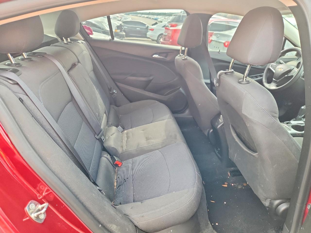 2018 Chevrolet Cruze VIN 3G1BH6SE6JS646000 photo 10