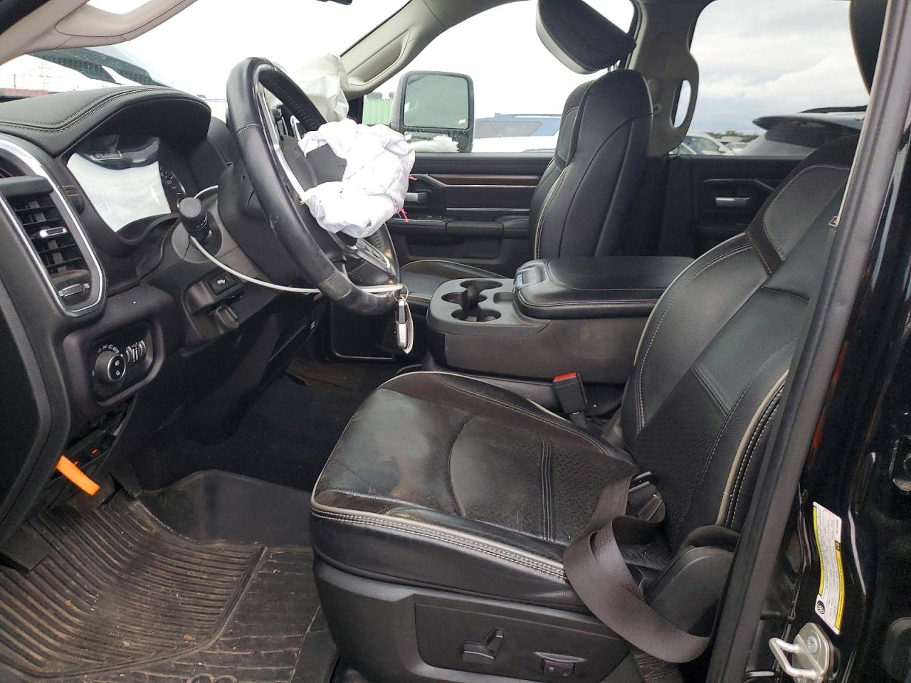 2024 Ram 2500 VIN 3C6UR5FJXRG134860 photo 7