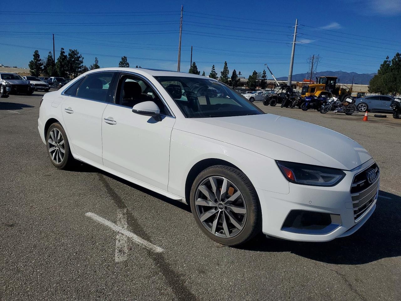 2022 Audi A4 VIN WAUABAF4XNN003364 photo 4
