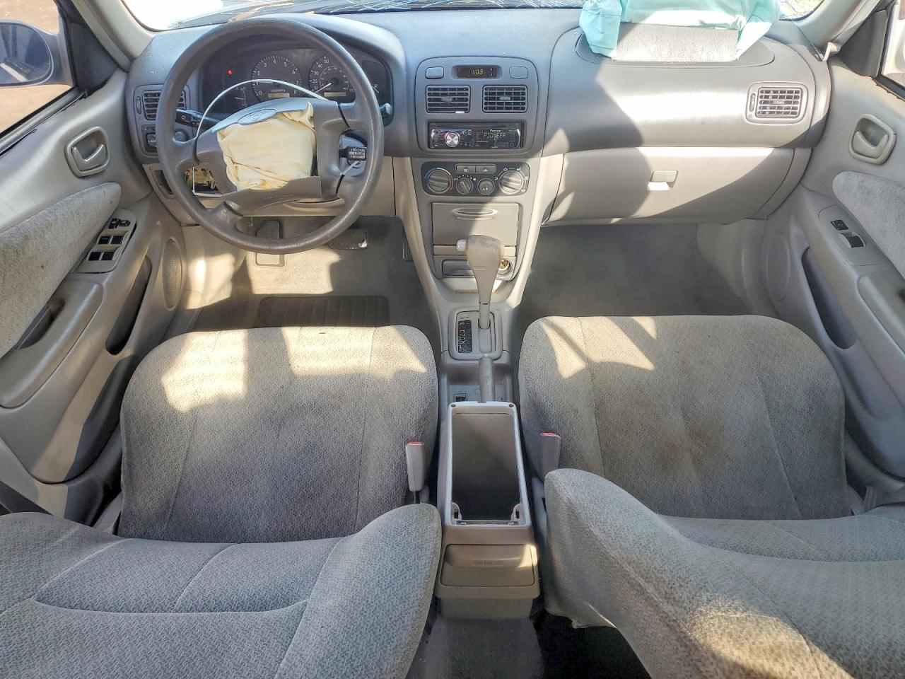 2001 Toyota Corolla VIN 1NXBR12E01Z522193 photo 8