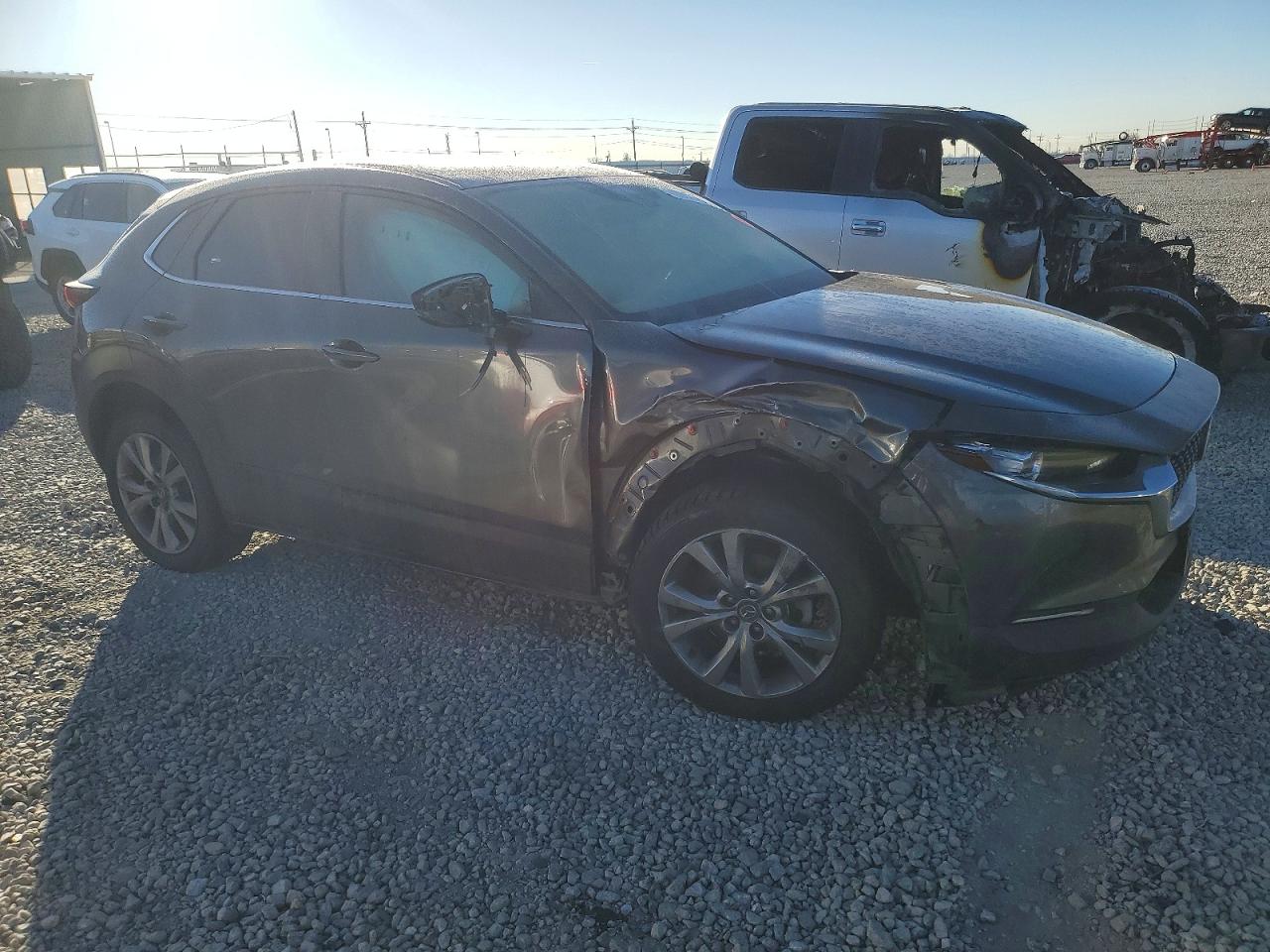 2022 Mazda Cx30 VIN 3MVDMBBLXNM454106 photo 4