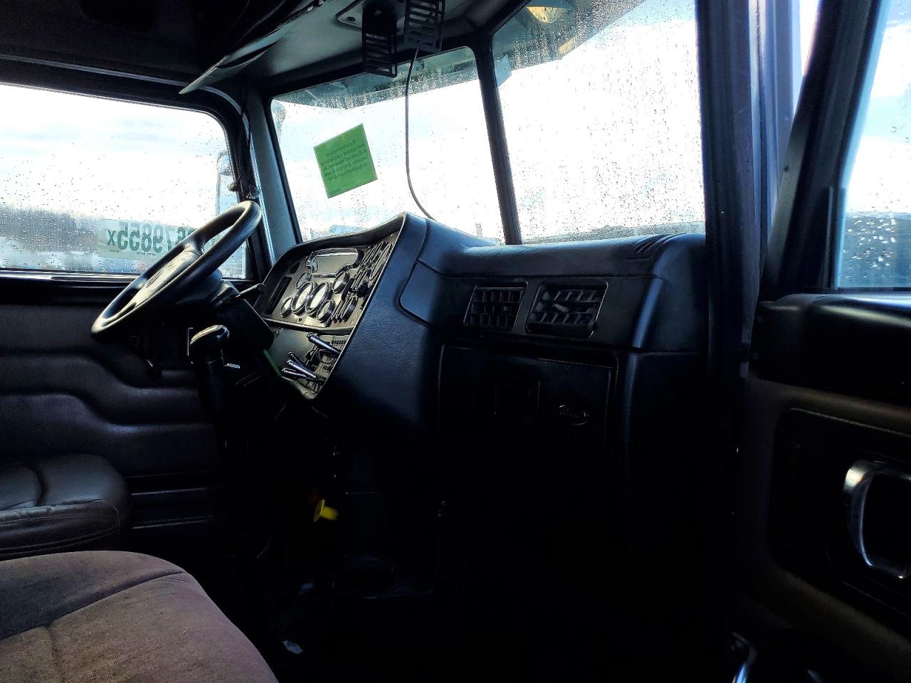 2005 PETERBILT All other VIN 1XP5DB9XX5D845488 photo 5