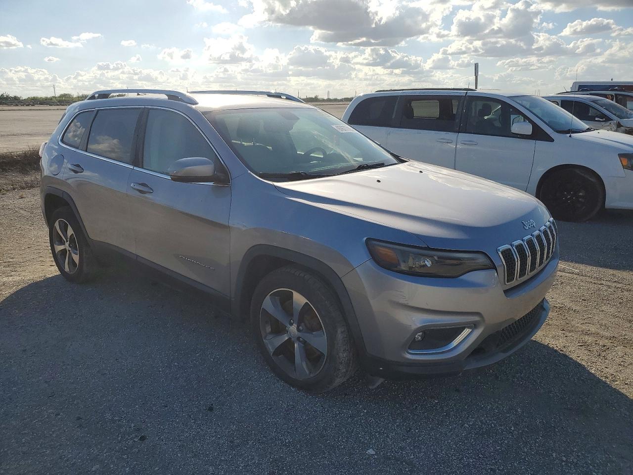 2019 Jeep Grand cher VIN 1C4PJLDB8KD123243 photo 4