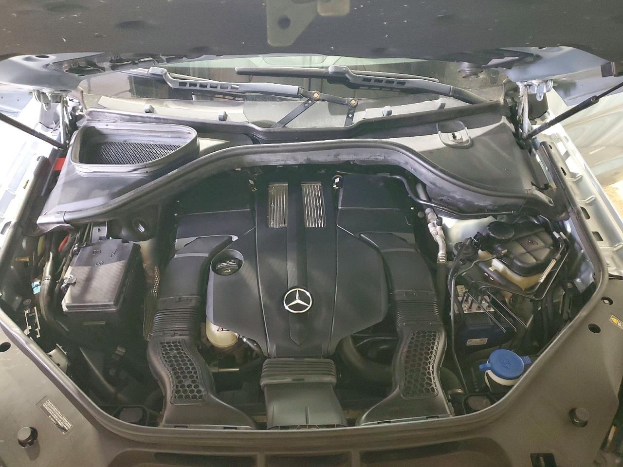 2015 Mercedes-Benz Gl-class VIN 4JGDF6EE9FA528383 photo 12