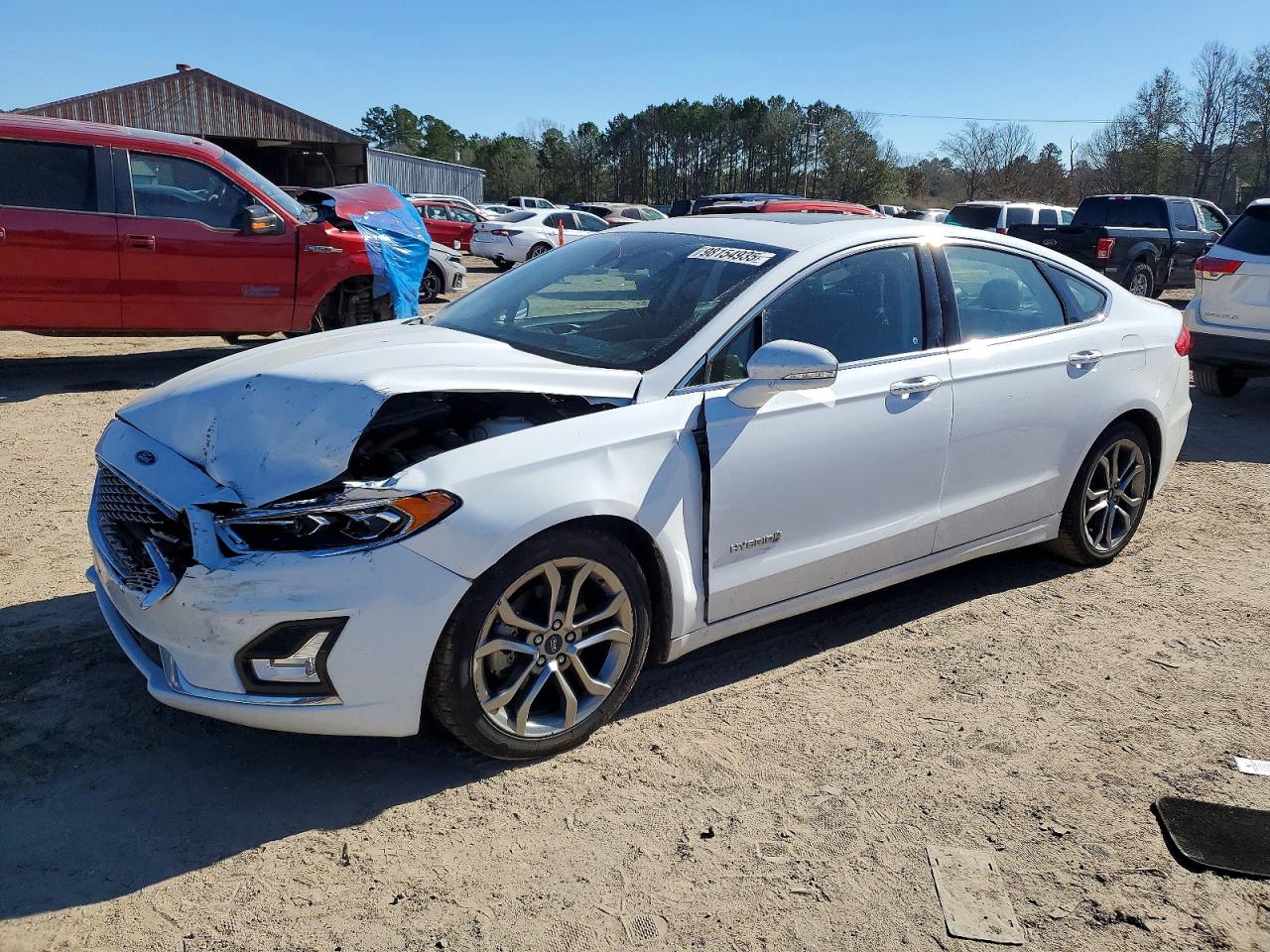 2019 Ford Fusion VIN 3FA6P0RU5KR185747 photo 1