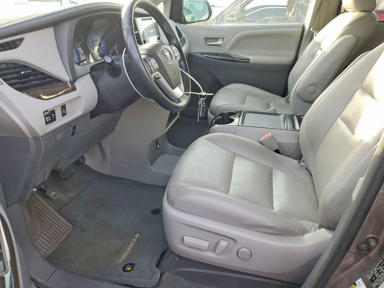 2015 Toyota All models VIN 5TDYK3DC7FS680021 photo 7