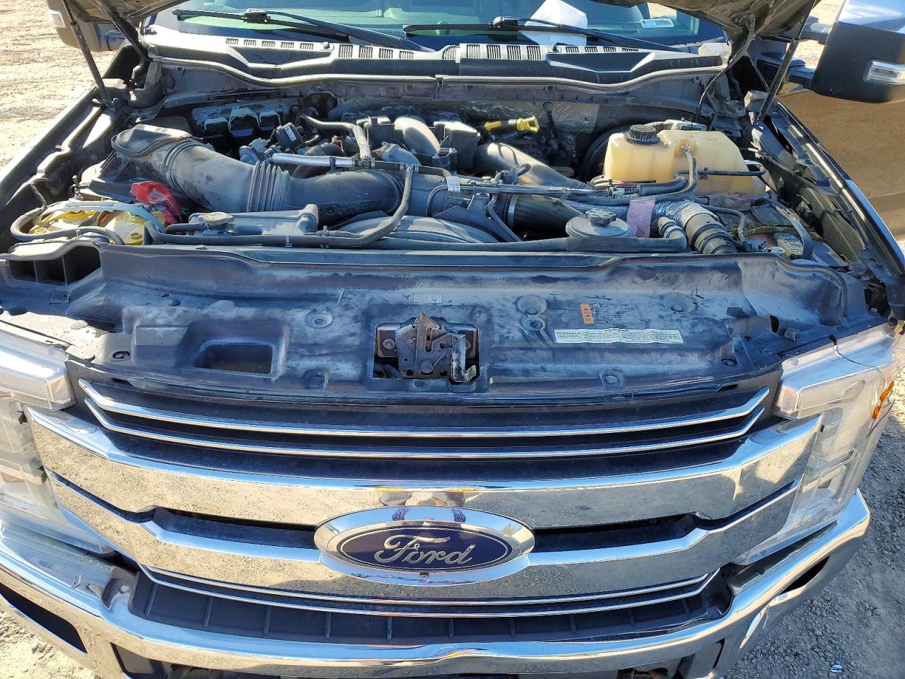 2017 Ford F350 VIN 1FT8W3BT2HEF31757 photo 11