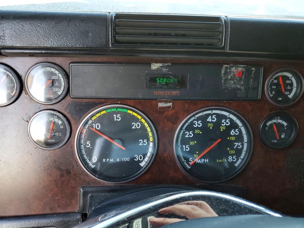 2000 FREIGHTLINER All other VIN 1FUYSSEB1YLB64933 photo 8