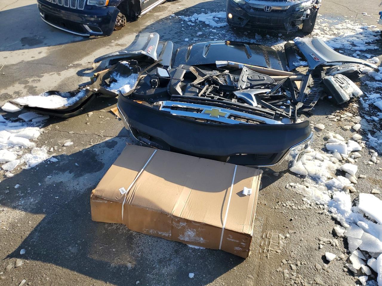 2021 Chevrolet All models VIN 3GCUYDED9MG141860 photo 12