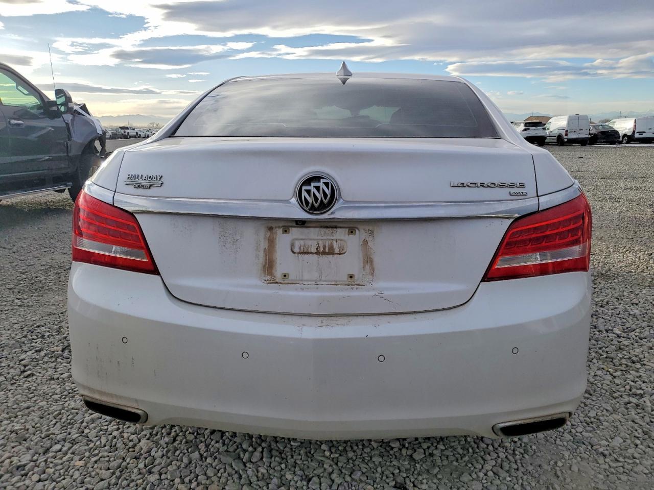 2015 Buick Lacrosse VIN 1G4GC5G30FF301548 photo 6