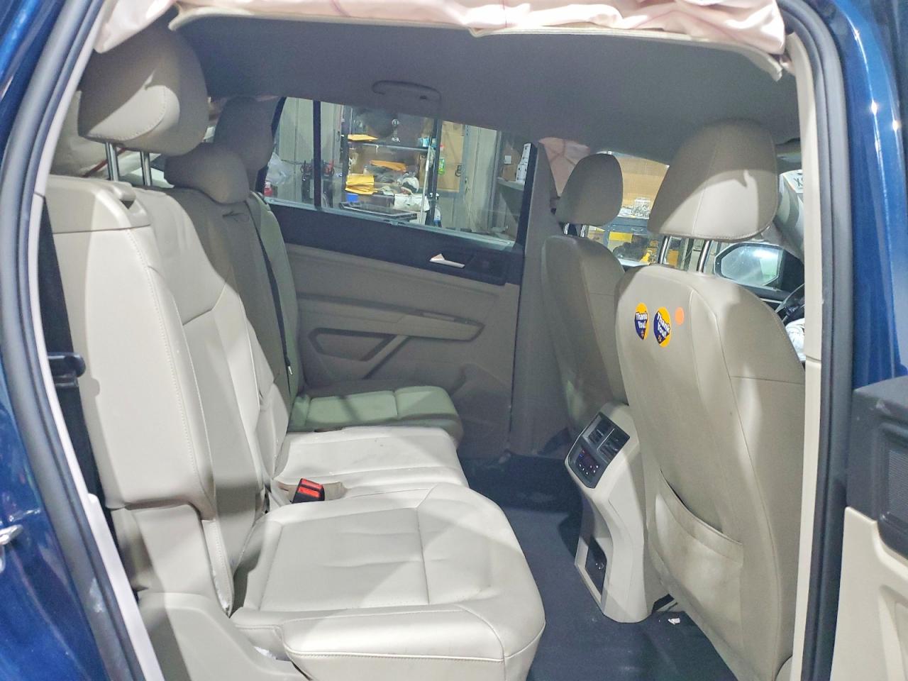 2020 Volkswagen Atlas VIN 1V2UR2CA7LC505767 photo 11