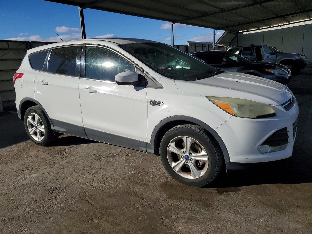 2014 Ford Escape VIN 1FMCU0GX7EUB15968 photo 4