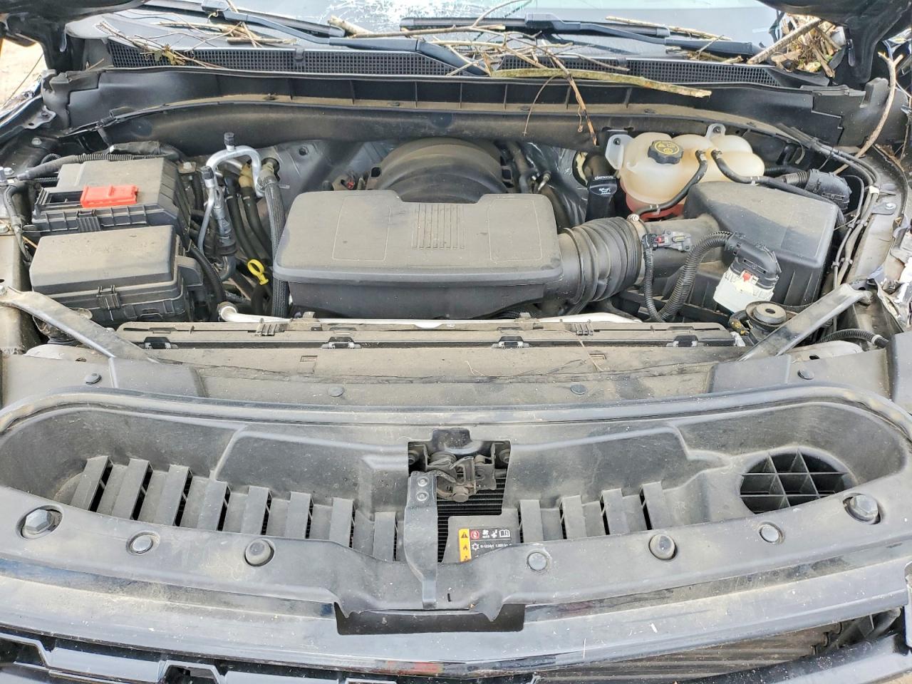 2022 Chevrolet Tahoe VIN 1GNSCMKD1NR121007 photo 11