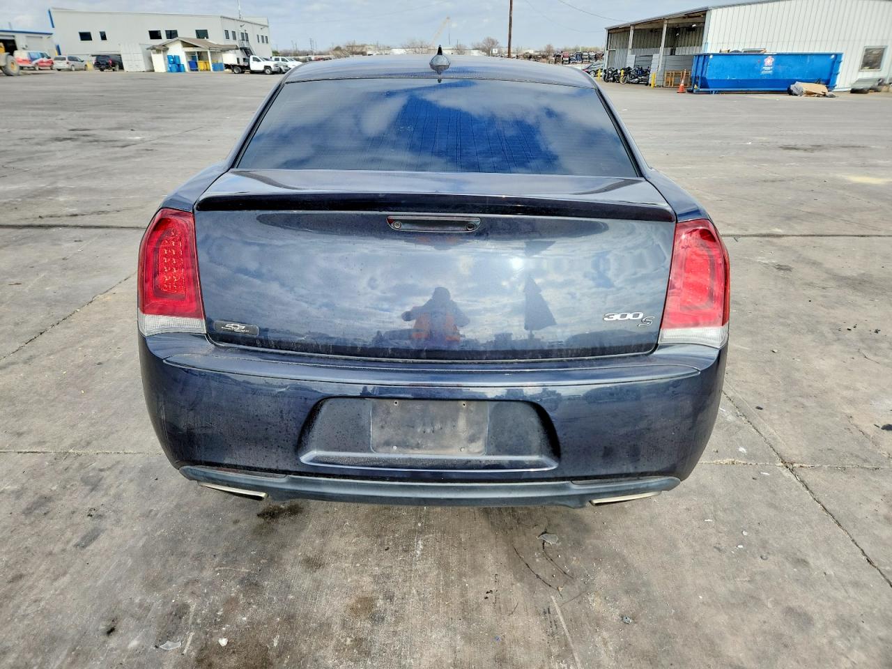 2019 Chrysler 300 VIN 2C3CCABG7KH537827 photo 6