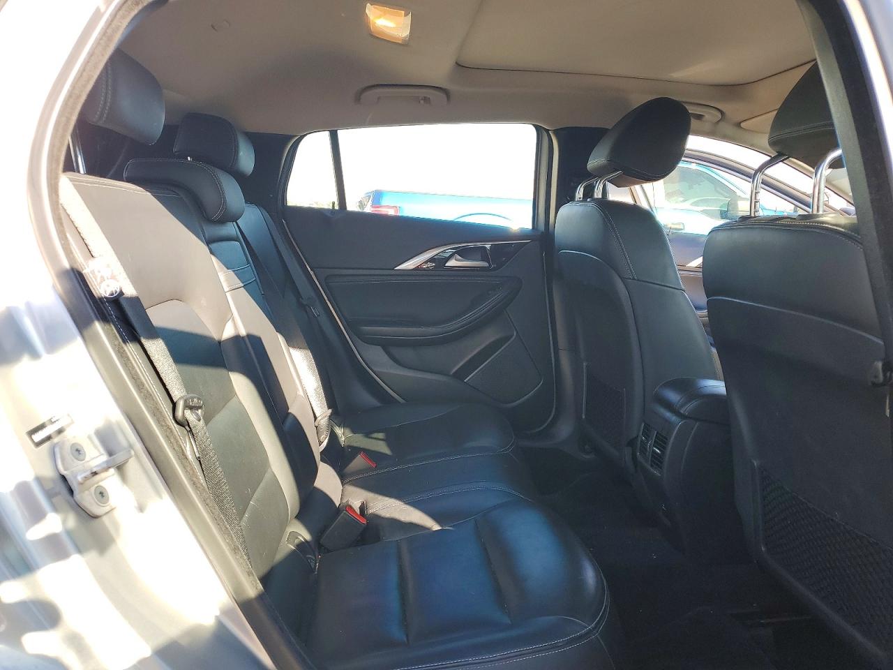 2018 Infiniti Qx30 VIN SJKCH5CR1JA045499 photo 11
