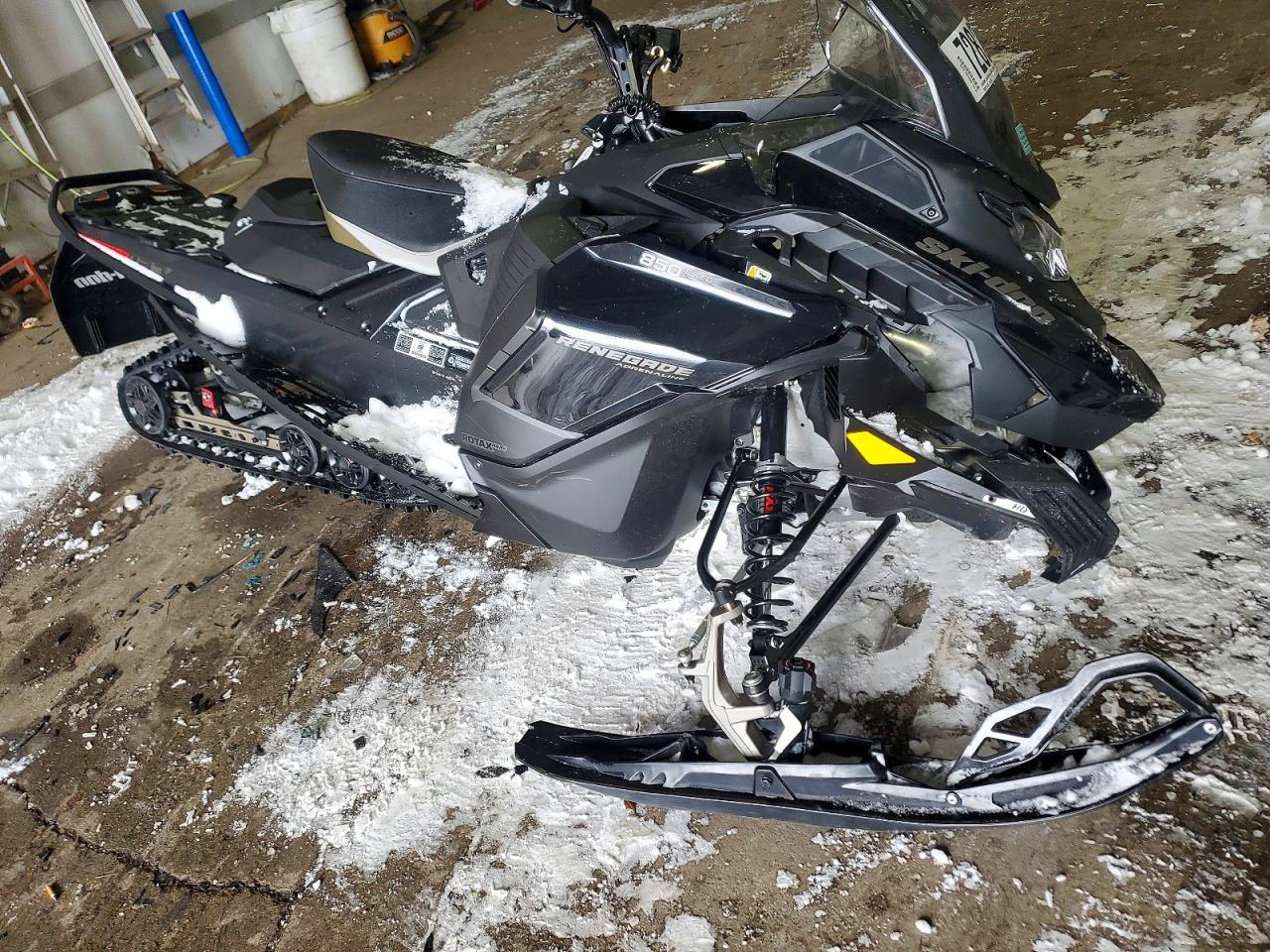 2026 SKI Snowmobile VIN 2BPSURTA3TV000078 photo 1