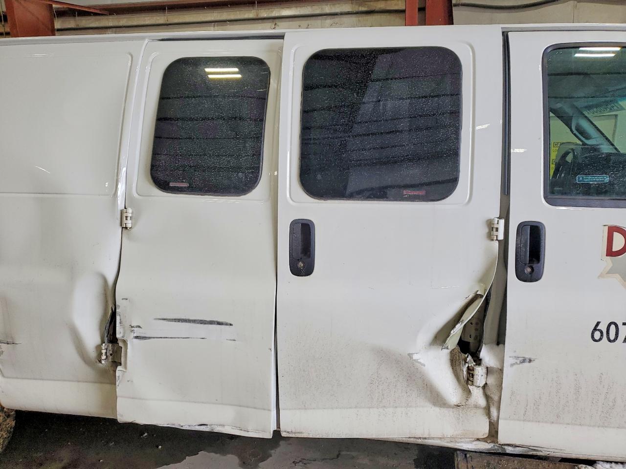 2023 Chevrolet Express VIN 1GCZGHFP4P1185597 photo 11