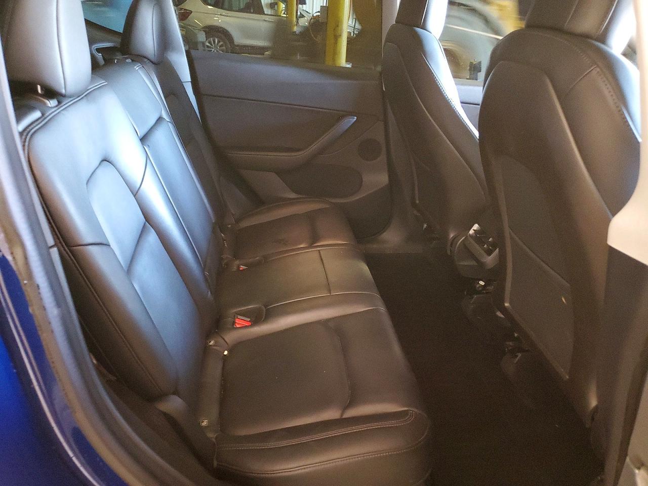 2020 Tesla Model y VIN 5YJYGDEF4LF005145 photo 11