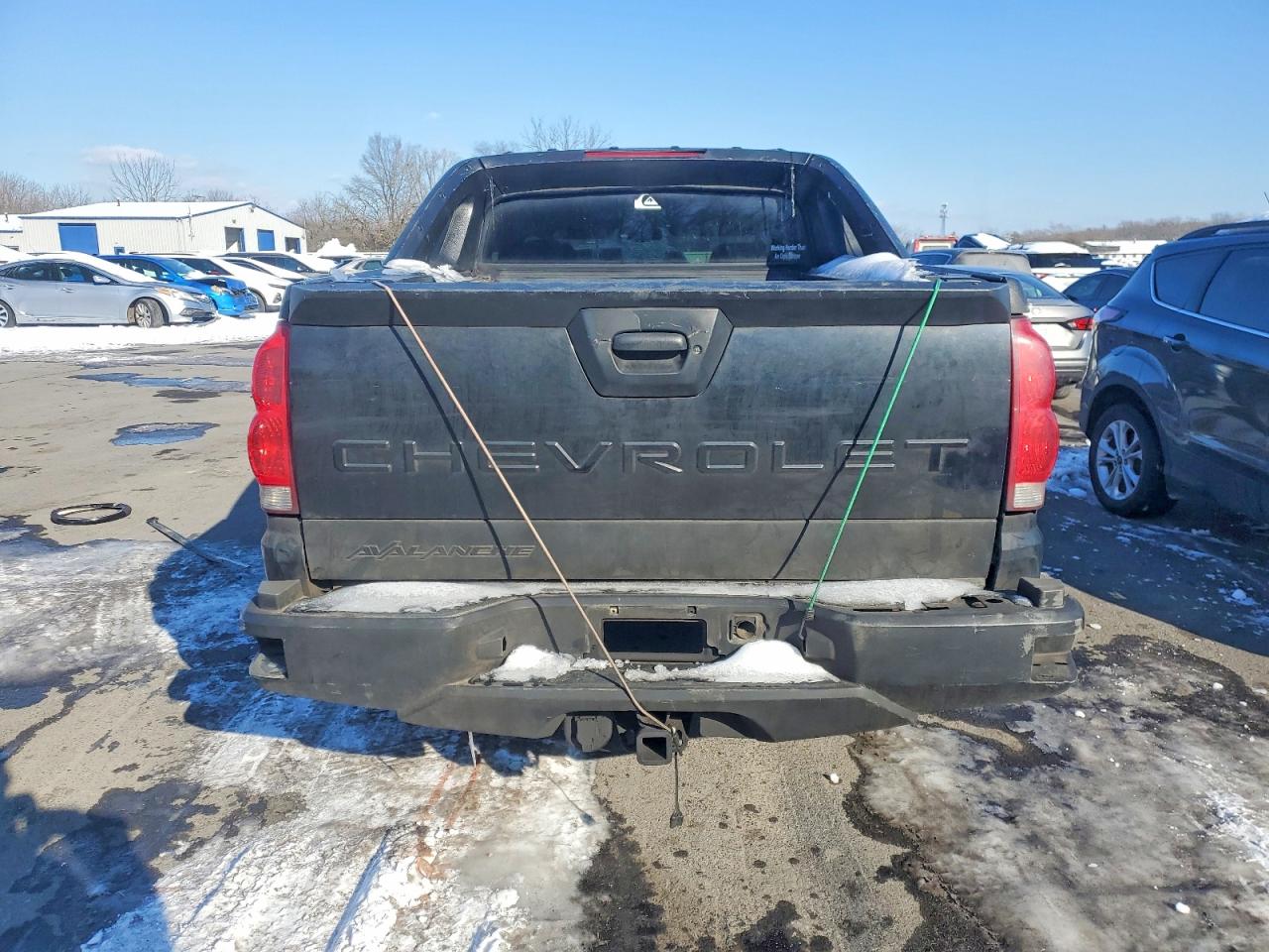 2002 Chevrolet Avalanche VIN 3GNEK13T32G281728 photo 6