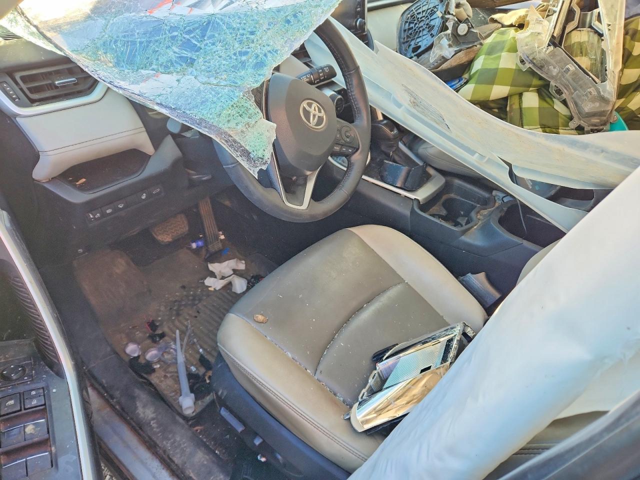 2021 Toyota Rav4 VIN 2T3B6RFV0MW026565 photo 8