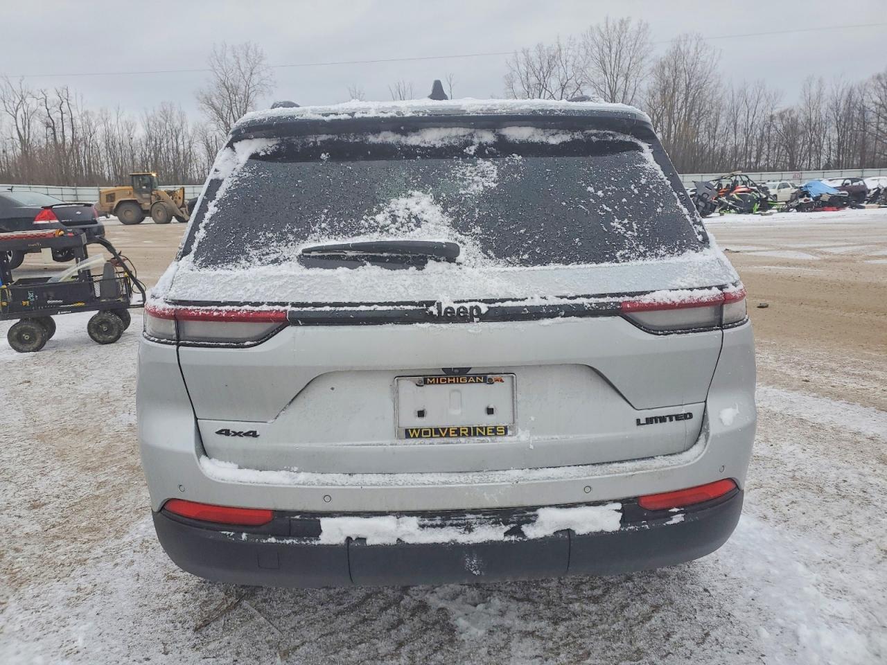 2024 Jeep Grand cher VIN 1C4RJHBGXR8944383 photo 6