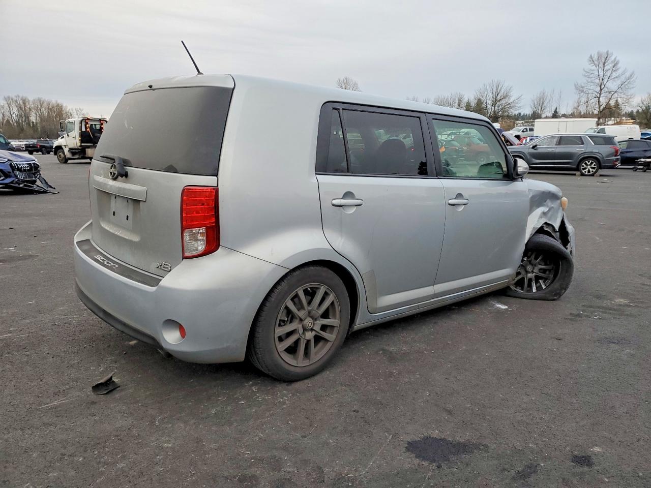 2013 Toyota Scion VIN JTLZE4FE7DJ039241 photo 3