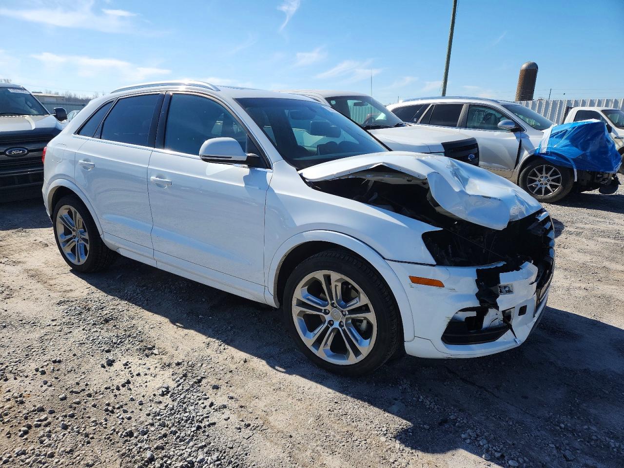 2017 Audi Q3 VIN WA1HCCFS3HR013847 photo 4
