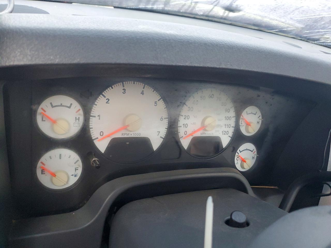 2006 Dodge Ram 1500 VIN 1D7HU182X6S631795 photo 9