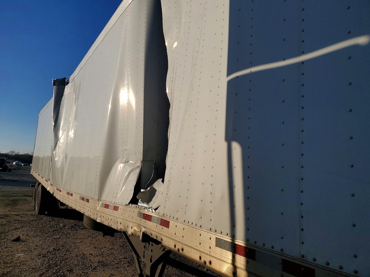 2022 GREAT Trailers VIN 1GR1A0621NK407238 photo 9