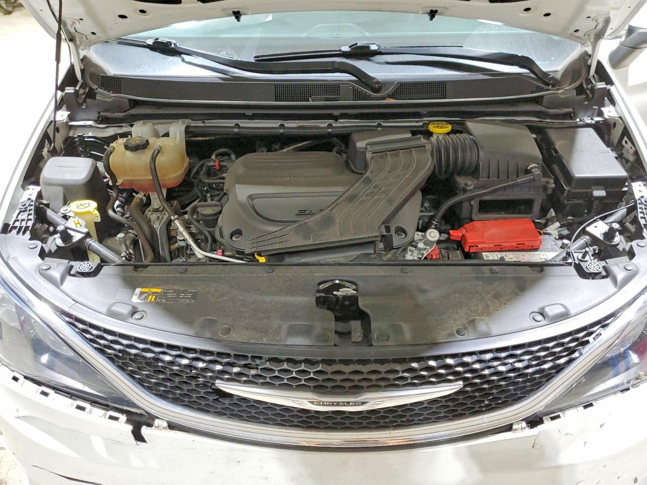 2021 Chrysler Minivan VIN 2C4RC1CG7MR543970 photo 12