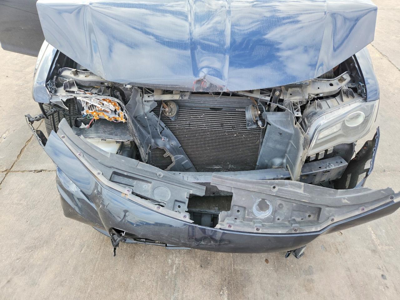 2019 Chrysler 300 VIN 2C3CCABG7KH537827 photo 11