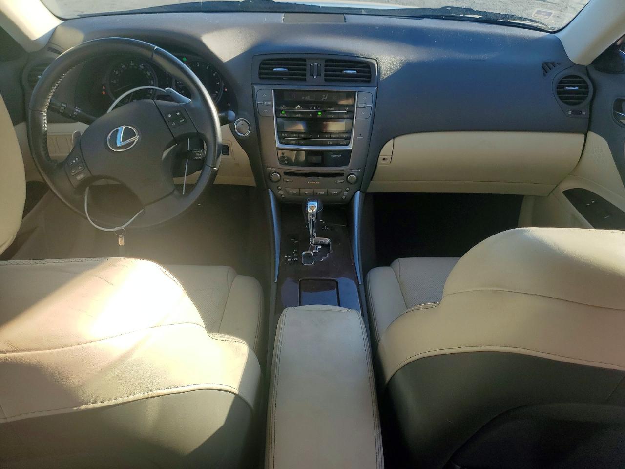 2010 Lexus Is VIN JTHBF5C24A5111641 photo 8