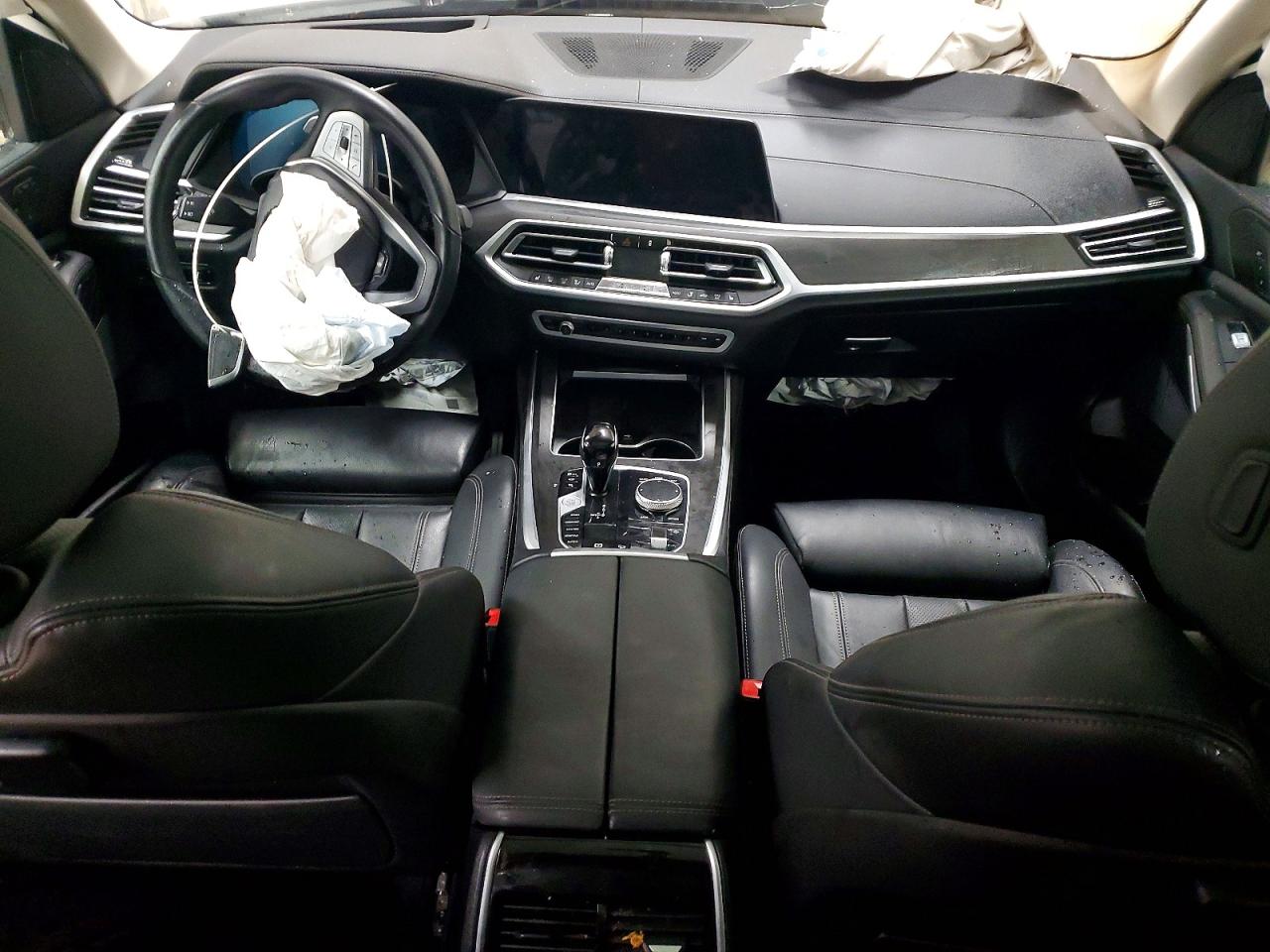 2022 BMW X7 VIN 5UXCW2C08N9K75457 photo 8